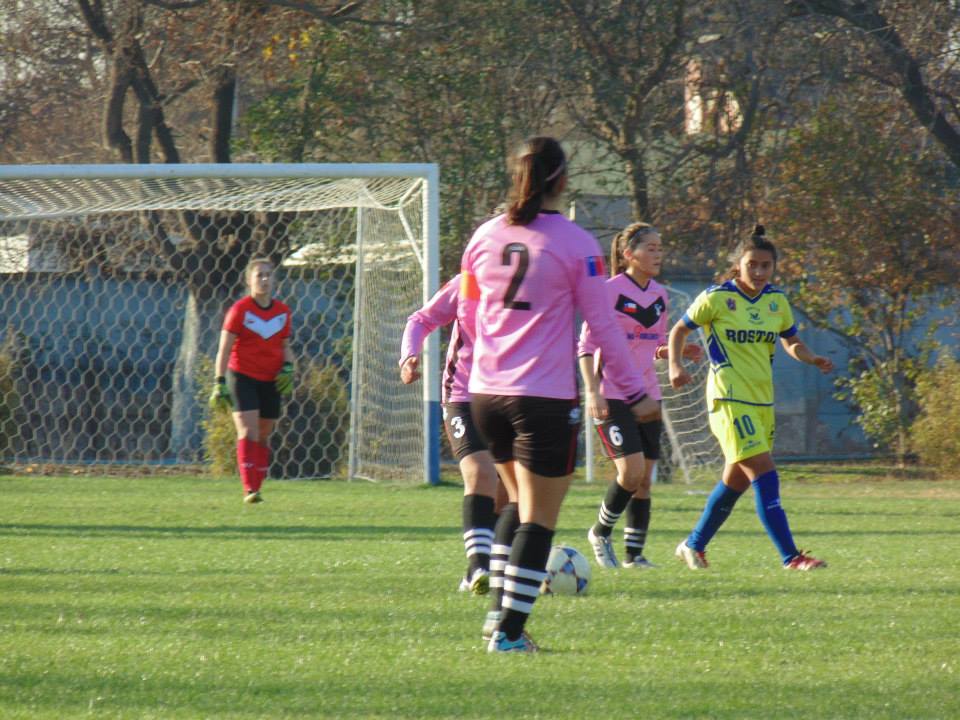 Fútbol Femenino Boston College vs Santiago Morning por la segunda fecha del Campeonato de Clausura del Torneo ANFP 2015