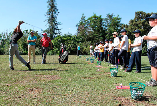 Boston College participó en Clínica de Golf en el Club de Golf Los Leones