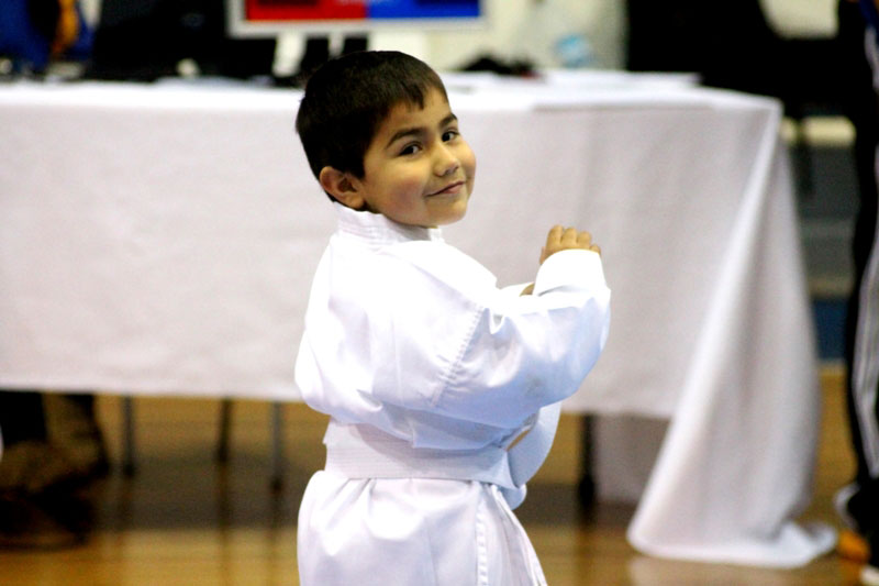 Gran campeonato de Karate escolar se realizó en Boston College