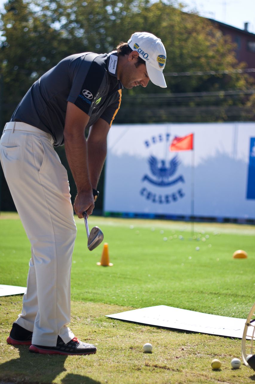 Benjamín Alvarado junto a importantes golfistas participaron de la inauguración del Putting Green Golf de Boston College La Farfana y da el vamos al Classic