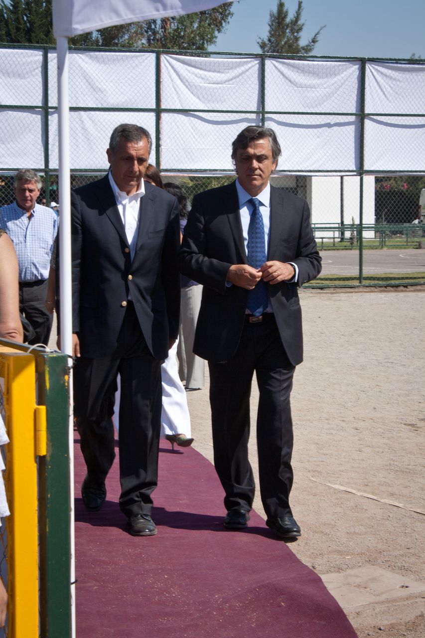 Benjamín Alvarado junto a importantes golfistas participaron de la inauguración del Putting Green Golf de Boston College La Farfana y da el vamos al Classic