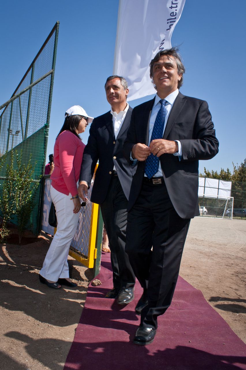 Benjamín Alvarado junto a importantes golfistas participaron de la inauguración del Putting Green Golf de Boston College La Farfana y da el vamos al Classic