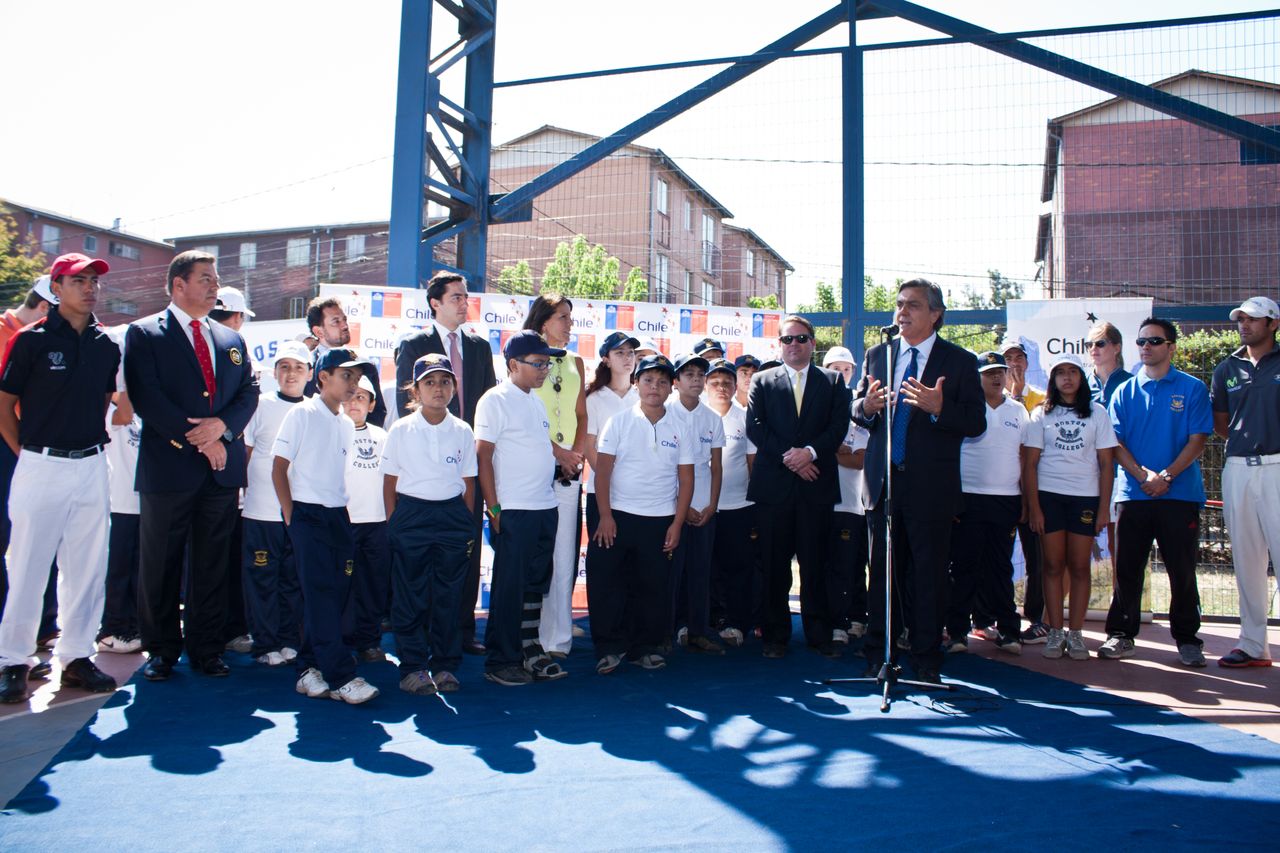 Benjamín Alvarado junto a importantes golfistas participaron de la inauguración del Putting Green Golf de Boston College La Farfana y da el vamos al Classic