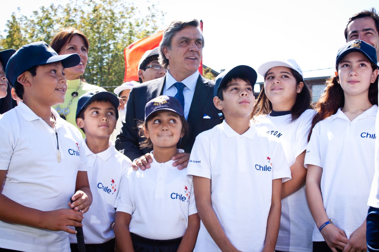 Benjamín Alvarado junto a importantes golfistas participaron de la inauguración del Putting Green Golf de Boston College La Farfana y da el vamos al Classic