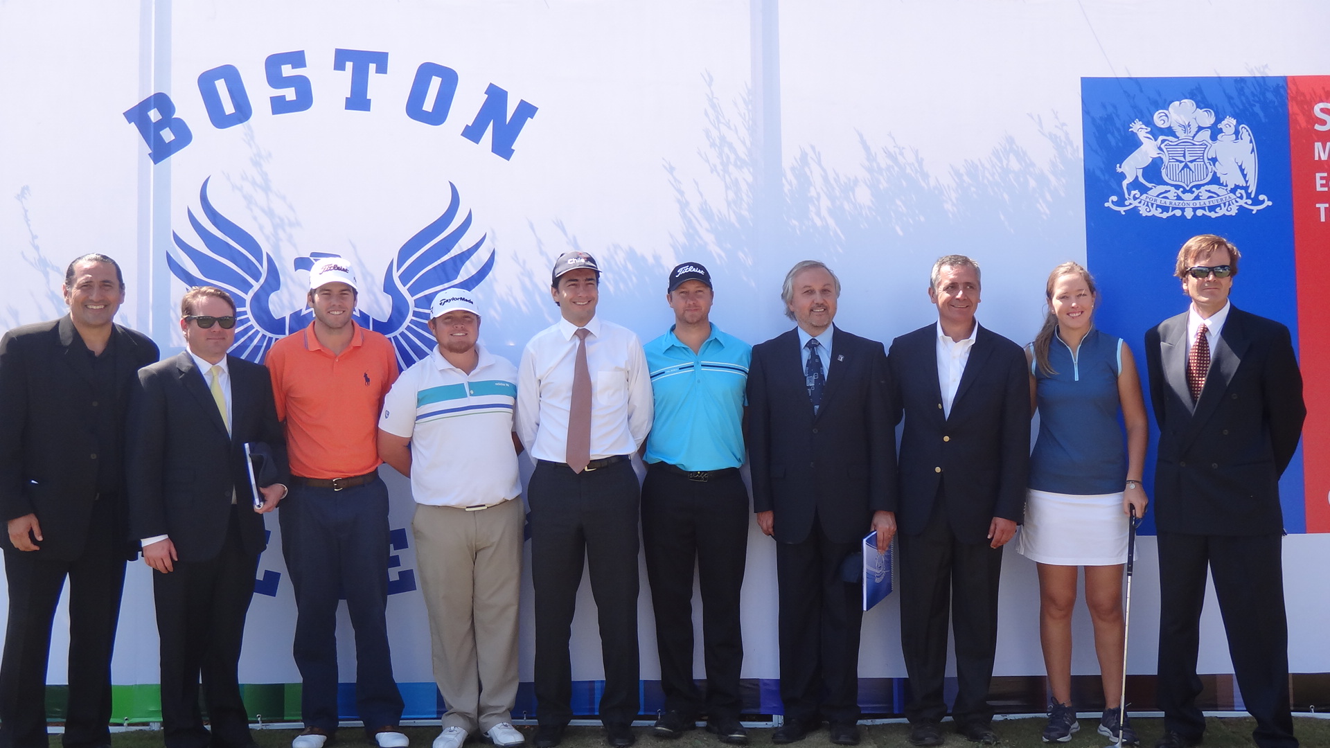 Benjamín Alvarado junto a importantes golfistas participaron de la inauguración del Putting Green Golf de Boston College La Farfana y da el vamos al Classic