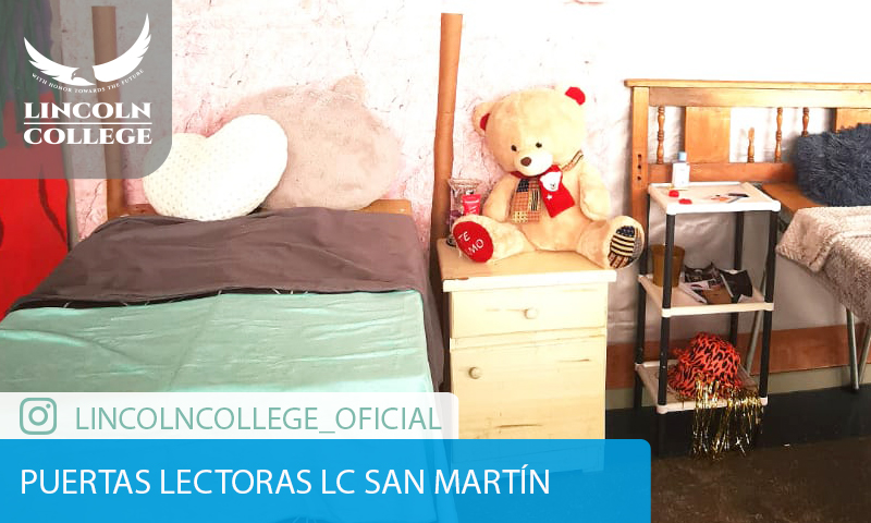 Puertas Lectoras Lincoln College San Martín