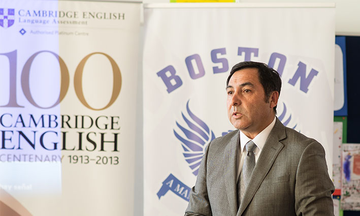 Boston College Huechuraba firma convenio con Instituto Chileno-Británico de Cultura.