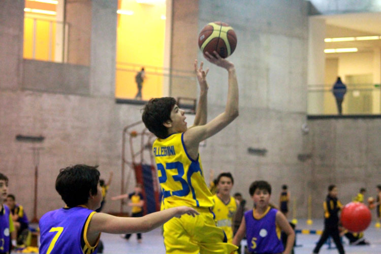 Boston College Huechuraba triunfa ante Santiago College