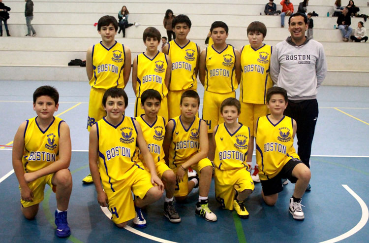 Boston College Huechuraba triunfa ante Santiago College