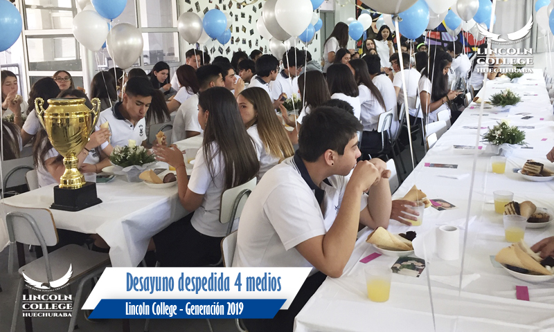 Desayuno 4º medios