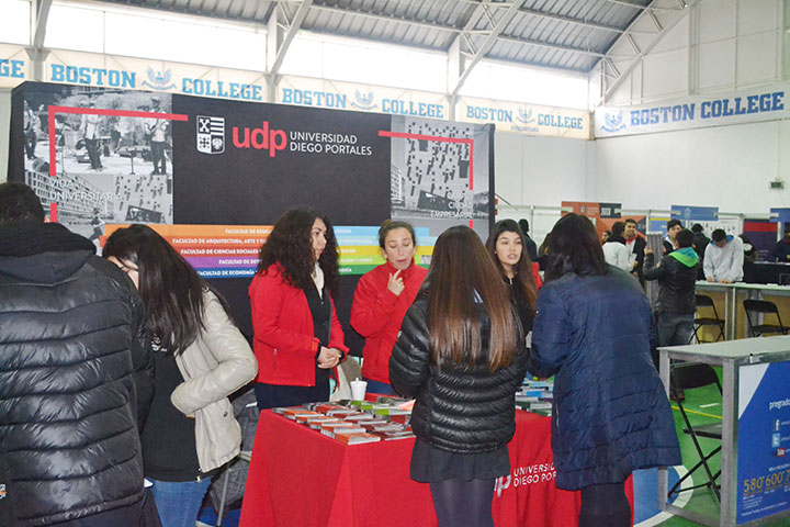 Feria Universitaria LCH 2017