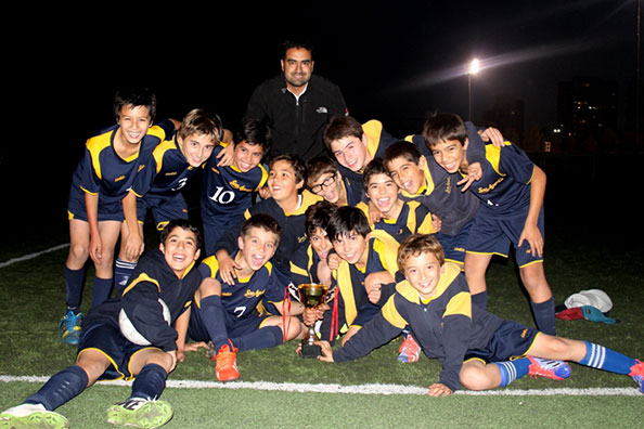 Gran jornada de fútbol se vivió en Boston College Huechuraba