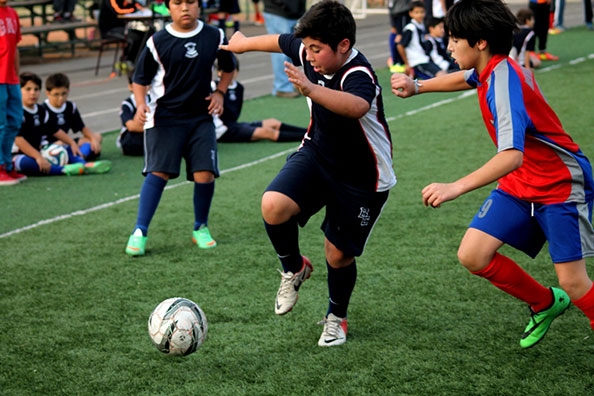 Gran jornada de fútbol se vivió en Boston College Huechuraba