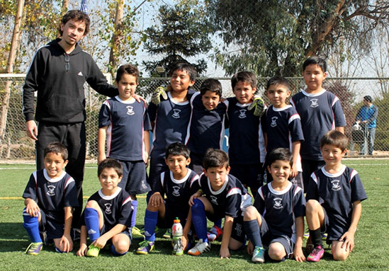 Alto Macul y Huechuraba participan en torneo de la ANFP 